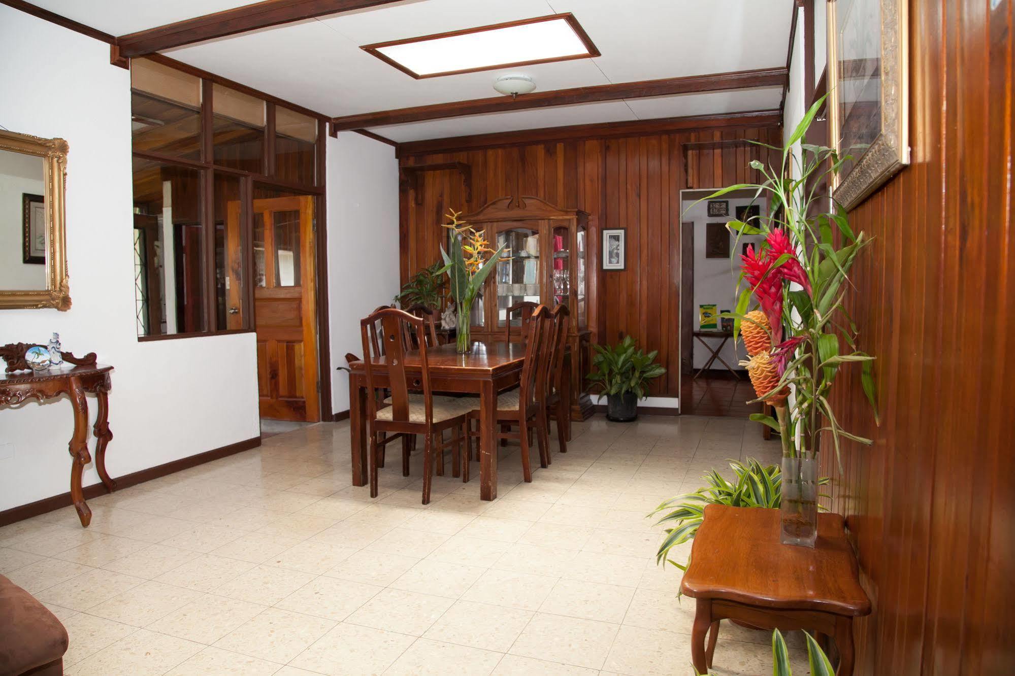 Casa Kibi Kibi 2*